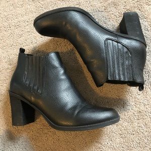 Dr. Scholls Chelsea boot